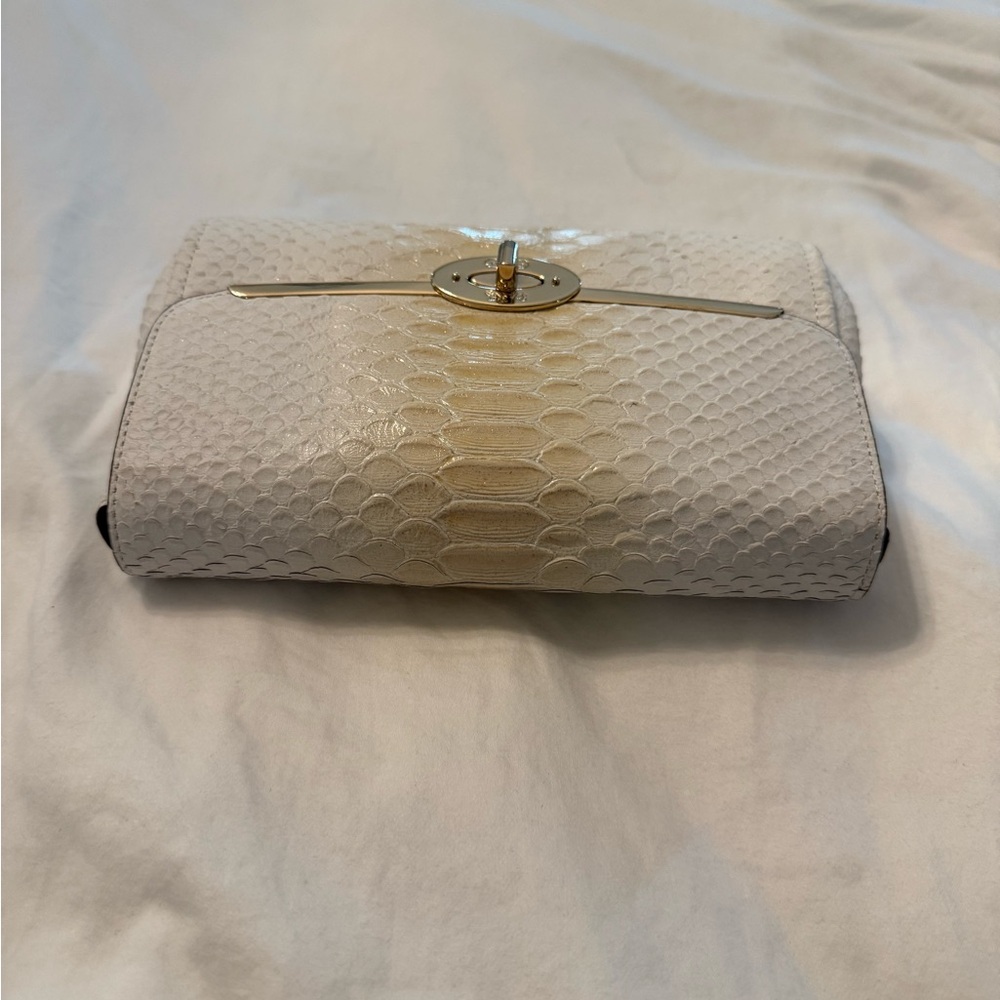 Coach Cream Python Textured Shoulder Bag with Gol… - image 11